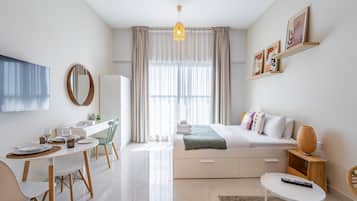 Monolocale Deluxe | Una cassaforte in camera, ferro/asse da stiro, Wi-Fi gratuito