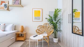 Una cassaforte in camera, ferro/asse da stiro, Wi-Fi gratuito