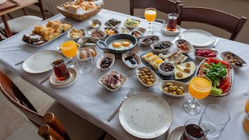 Desayuno buffet incluido todos los días