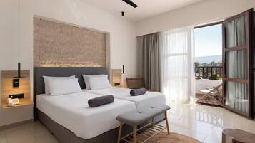 Familien-Suite, eingeschränkter Meerblick | 1 Schlafzimmer, hochwertige Bettwaren