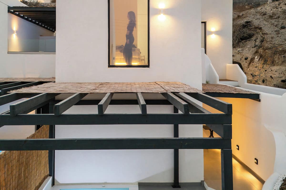 Family Suite with Outdoor Hot Tub | 1 bedroom, premium bedding, memory foam beds, minibar