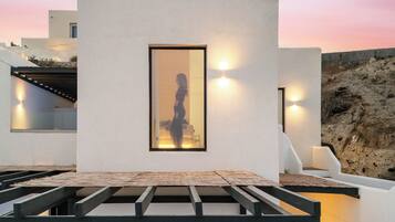 Family Suite with Outdoor Hot Tub | Roupas de cama premium