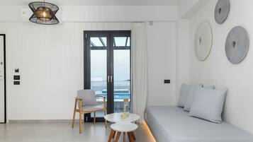 Elegant Suite | Outdoor Small Pool | Roupas de cama premium