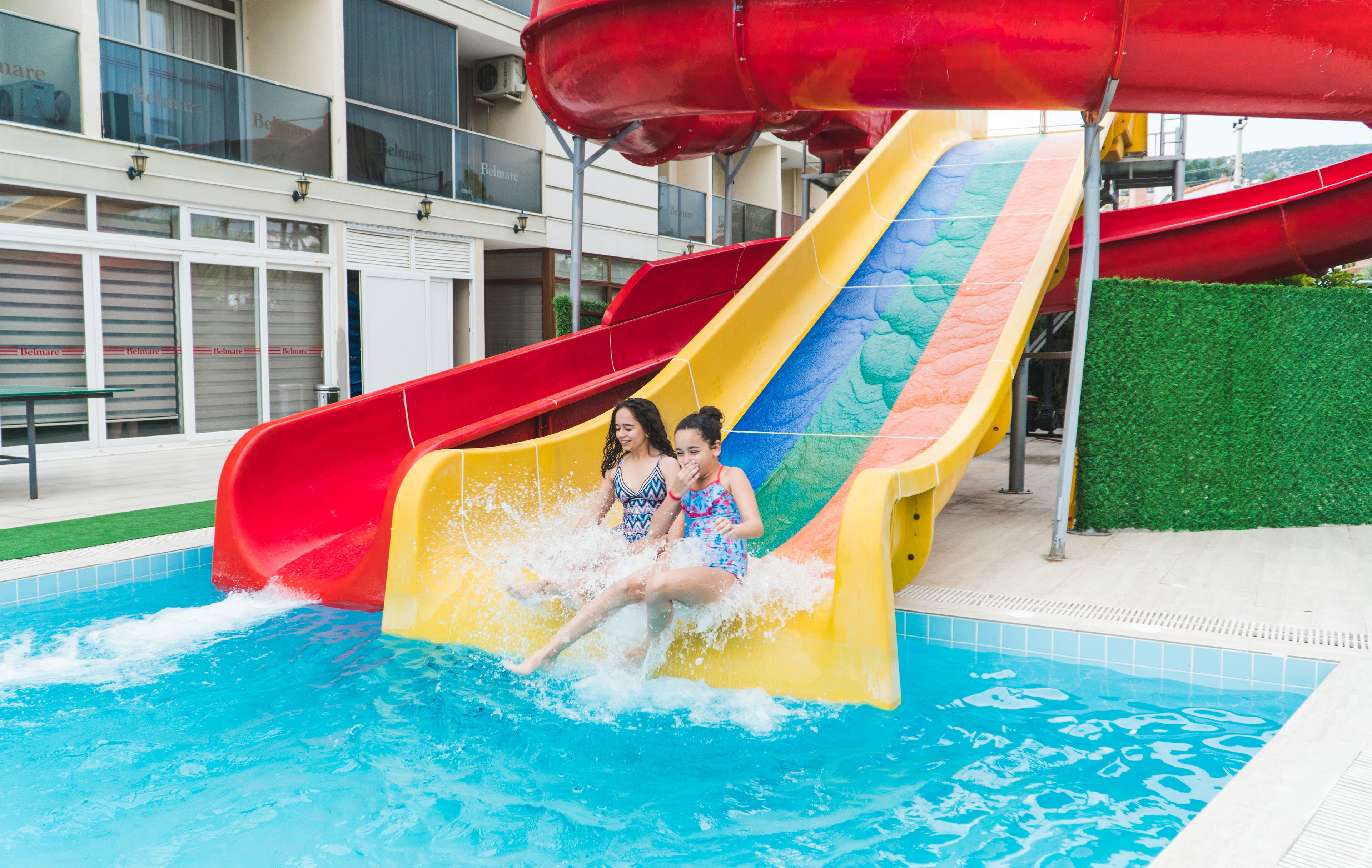 Seasonal outdoor pool, pool umbrellas, sun loungers
