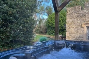 Idromassaggio all'aperto