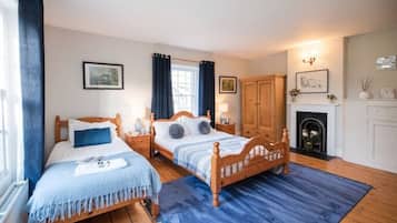 5 bedrooms, iron/ironing board, travel cot, WiFi