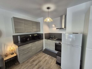 Fridge, microwave, oven, dishwasher