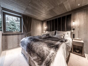 5 chambres, accès au Wi-Fi (inclus), literie fournie