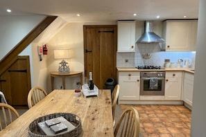 Fridge, microwave, oven, stovetop - The Stables, Orchardleigh Estate (Frome)