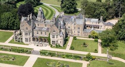 The Stables, Orchardleigh Estate