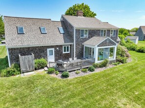 Exterior - Kayaking, Swimming, and Shopping all within 3 miles! (Orleans)