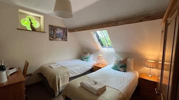 2 bedrooms, iron/ironing board, travel crib, WiFi