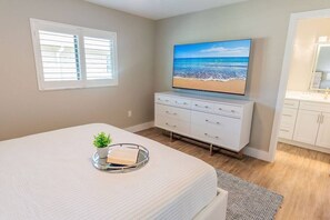 3 bedrooms, iron/ironing board, travel crib, WiFi - 5332 Aqua Haven - Waterfall Pool (Naples)