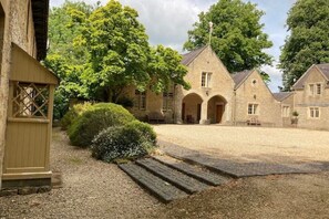 Exterior - Garden Cottage, Orchardleigh Estate (Frome)