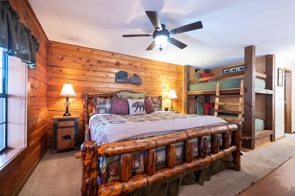 King Bed, and twin Bunk beds