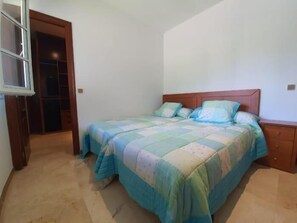 4 habitaciones y ropa de cama 
