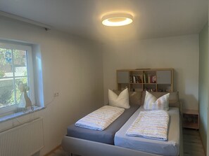 2 chambres, Wi-Fi gratuit, draps fournis