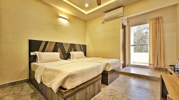 Phòng Deluxe | Bộ đồ giường cao cấp, trang trí khác biệt