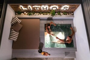 Outdoor pool, open 8:00 AM to 6:00 PM, sun loungers