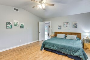 Interior - 4 Mi to Beach: Gem w/ Private Pool in Rockport (Rockport)