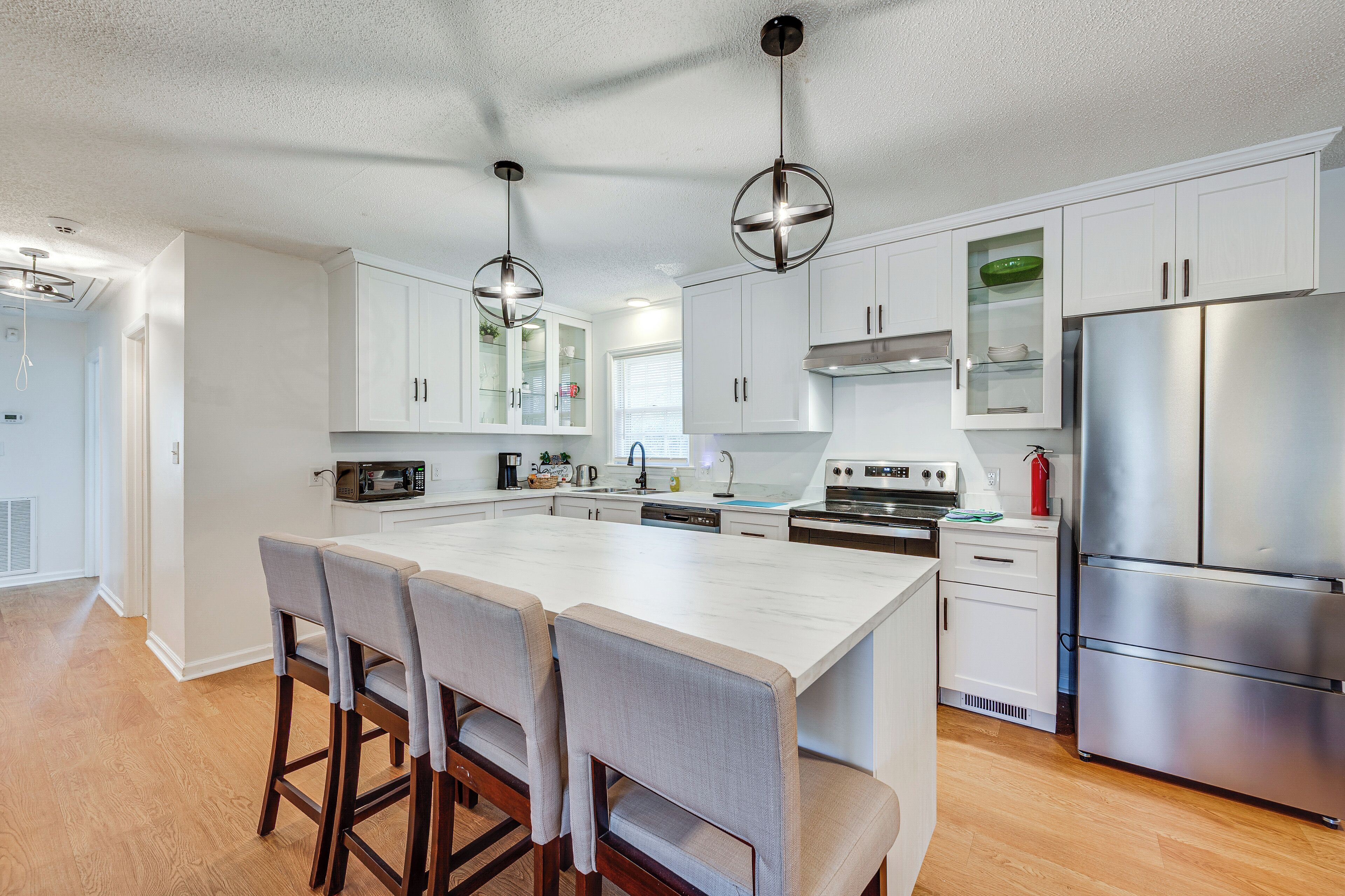 House (3 Bedrooms) | Interior