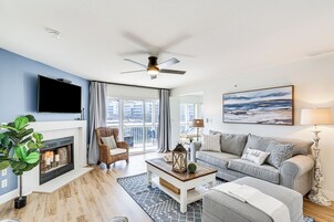 Apartment (2 Bedrooms) | Front of property