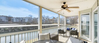 Regatta Bay Condo w/ Balcony + Water Views!