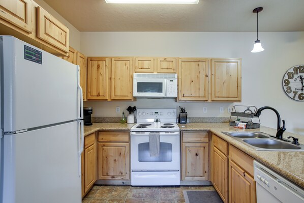 Interior - Coeur D'alene Vacation Rental: 4 Mi to Hayden Lake (Coeur d'Alene)