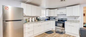 Charming El Dorado Retreat Near Main Street!
