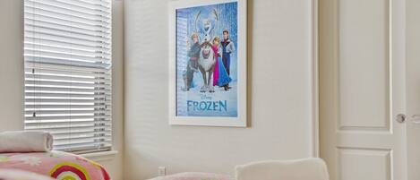 9 chambres, fer et planche à repasser, lit parapluie, Wi-Fi