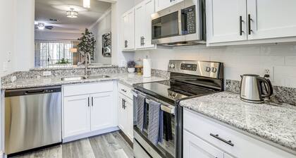 Tranquil Gainesville Gem w/ Lanai & Pool Access!