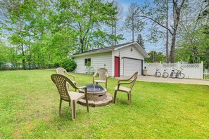 House (3 Bedrooms) | Interior - Boyne City Retreat Near Beaches & Mtn Resort! (Boyne City)