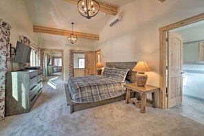 House (3 Bedrooms) | Interior - Contemporary Home Along Ouray's River Walk! (Ouray)
