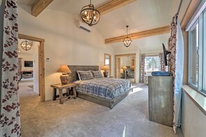 House (3 Bedrooms) | Interior - Contemporary Home Along Ouray's River Walk! (Ouray)