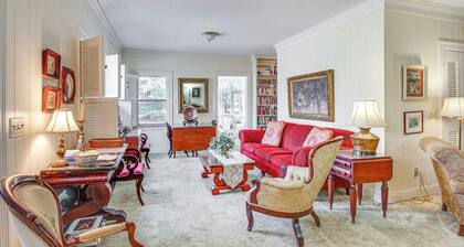 Central & Ornate Sewanee Home w/ Screened-in Porch