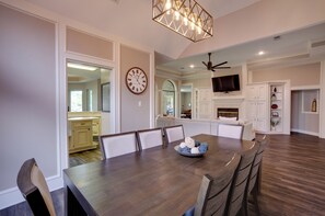 House (3 Bedrooms) | Interior - Grills & Boat Dock: Comfy Cove on Lake Conroe (Montgomery)