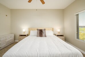 Appart'hôtel, 2 chambres | 2 chambres, fer et planche à repasser, Wi-Fi gratuit