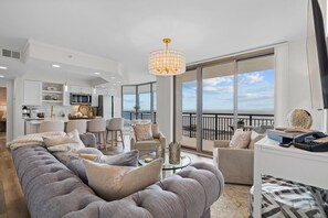 Interior - 1606 Brighton 3 Bedroom Condo (Myrtle Beach)