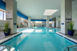 Condo, 2 quartos | Piscina | Piscina interna