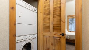Unclassified image, 5 of 26, button - 6533 Settlers Creek 3 Bedroom Townhouse by RedAwning (Keystone)