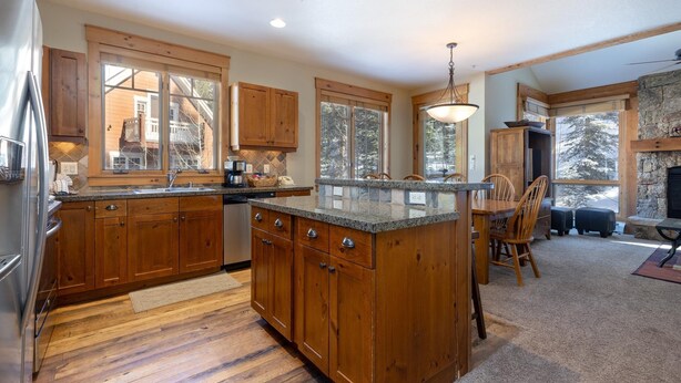 Unclassified image, 1 of 26, button - 6533 Settlers Creek 3 Bedroom Townhouse by RedAwning (Keystone)