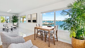 Unclassified image, 4 of 34, button - Luxury condo with stunning intracoastal water views, near downtown West Palm Bch (West Palm Beach)