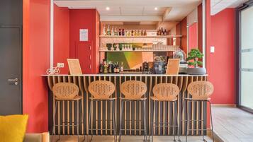 Bar (in der Unterkunft)