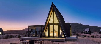 Stardust Big Bend Luxury A-Frame#1 with a fab view