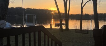 Julia’s Lakefront Cottage…updated cabin, private dock & beautiful sunsets.