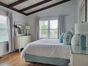 6 habitaciones, tabla de planchar con plancha y wifi gratis 