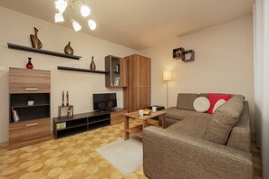 アパートメント 1 ベッドルーム バルコニー | 1 室のベッドルーム、ベッドシーツ