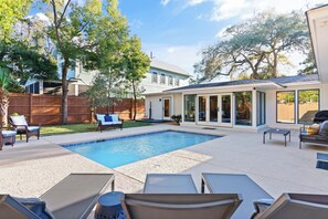 Beheizter Pool