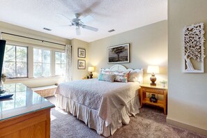 2 bedrooms, iron/ironing board, free WiFi, bed sheets