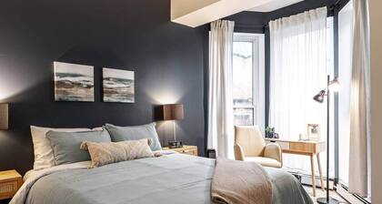 Boho Chic Suite - walk to dwntwn/free prkg/Netflix